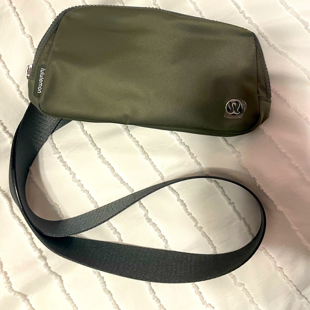 Lululemon Belt Bag {Grey Sage}